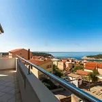Jagoda * Makarska